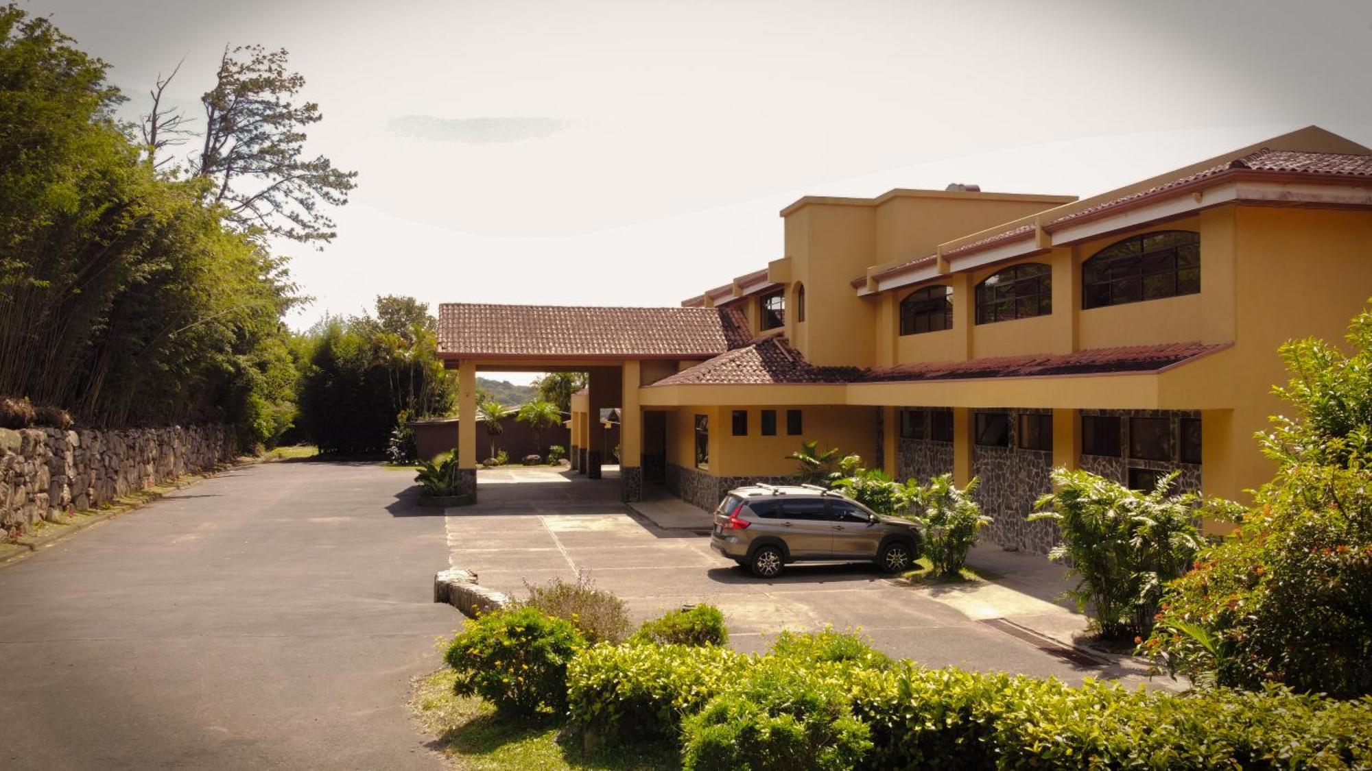 Hotel Montana モンテベルデ エクステリア 写真